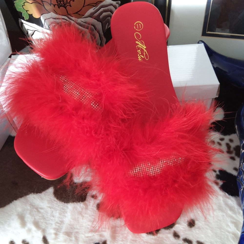 Red feather slippers with rhinestones